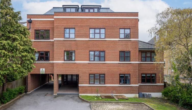 Fitzgerald Place, 66 The Avenue, London photo 3