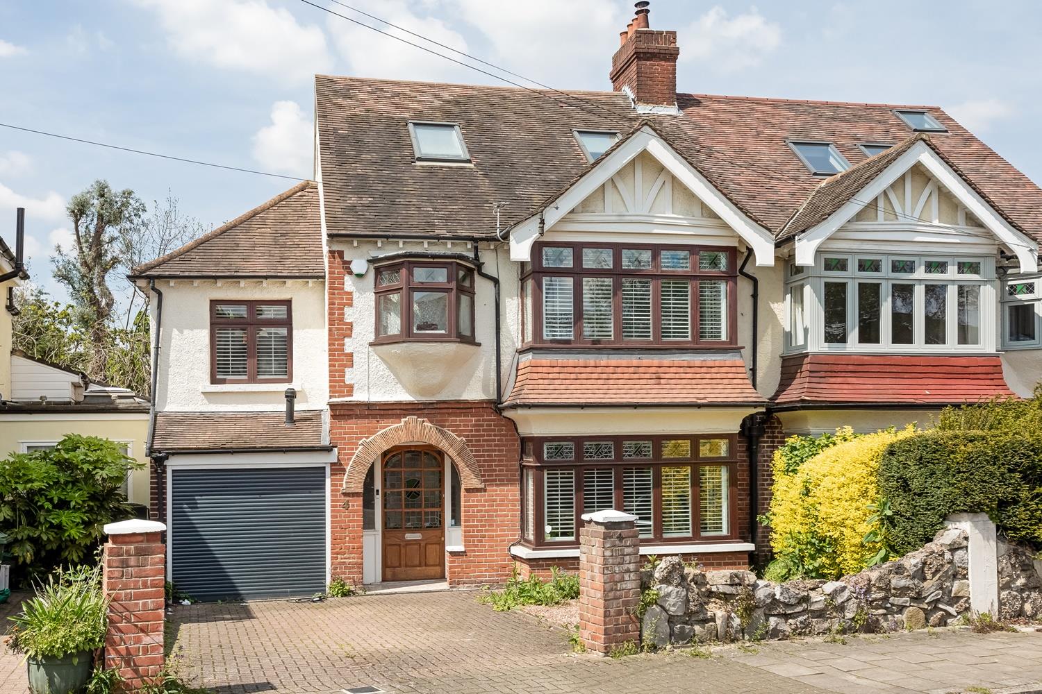 5 bedroom semi-detached house for sale 0
