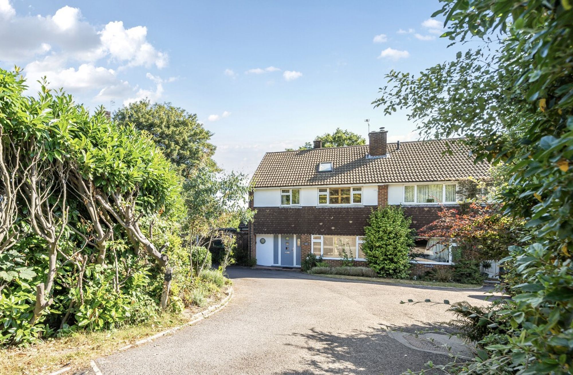 5 bedroom semi-detached house for sale 0
