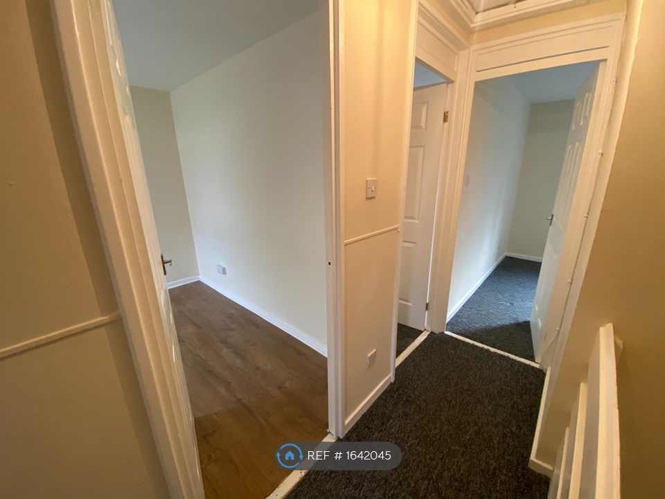 Photos of St. Kilda Bank, Broomlands, Irvine KA11 64077879