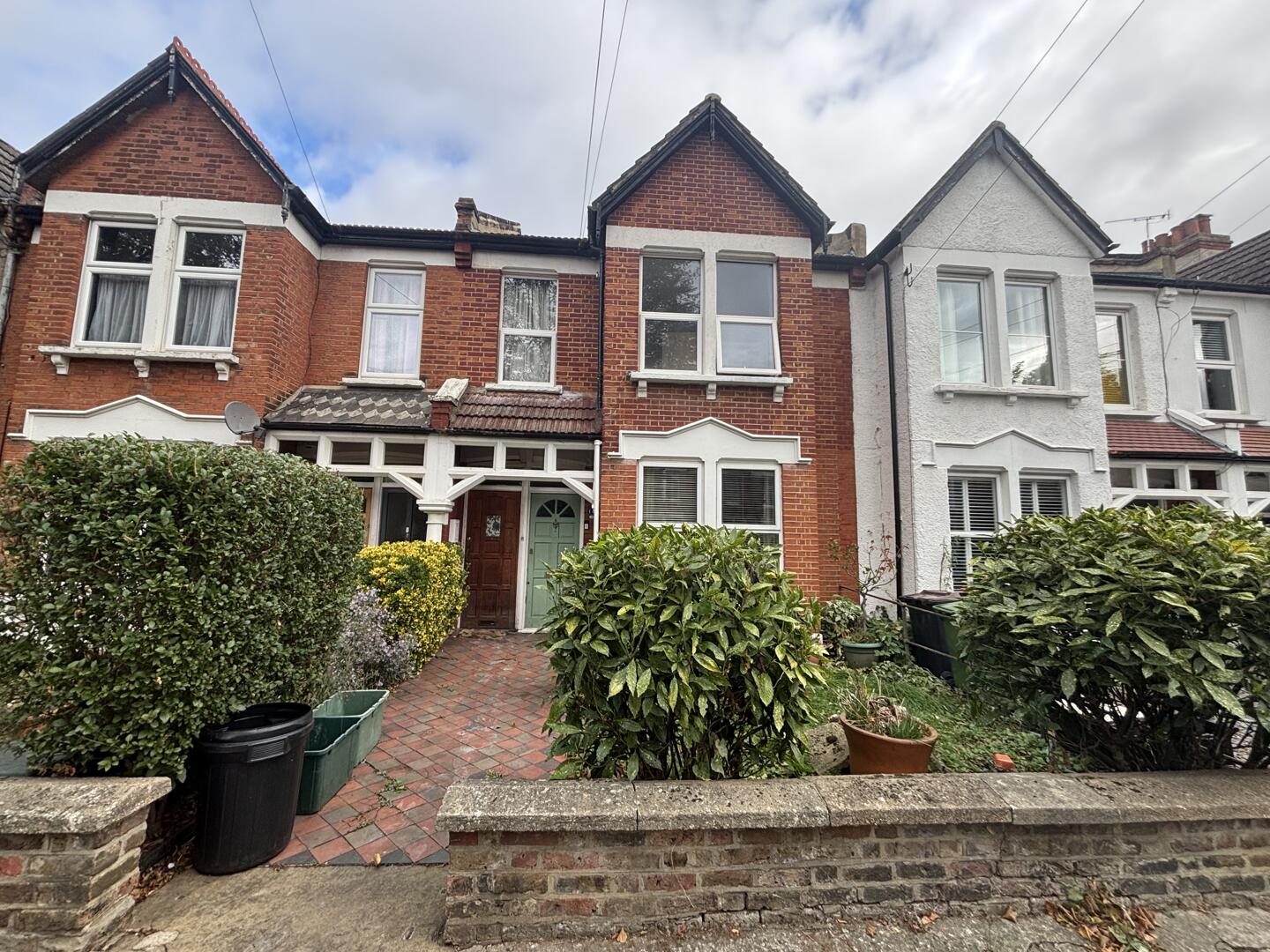 14, Samos Road, London photo 2