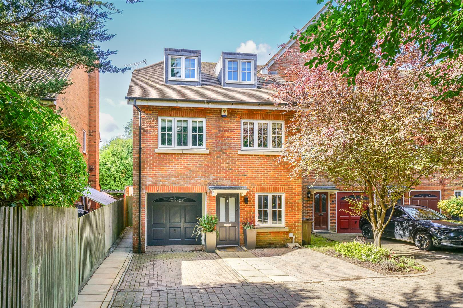 5-bed other on 1, St. Andrews Drive, St. Albans, £915,000