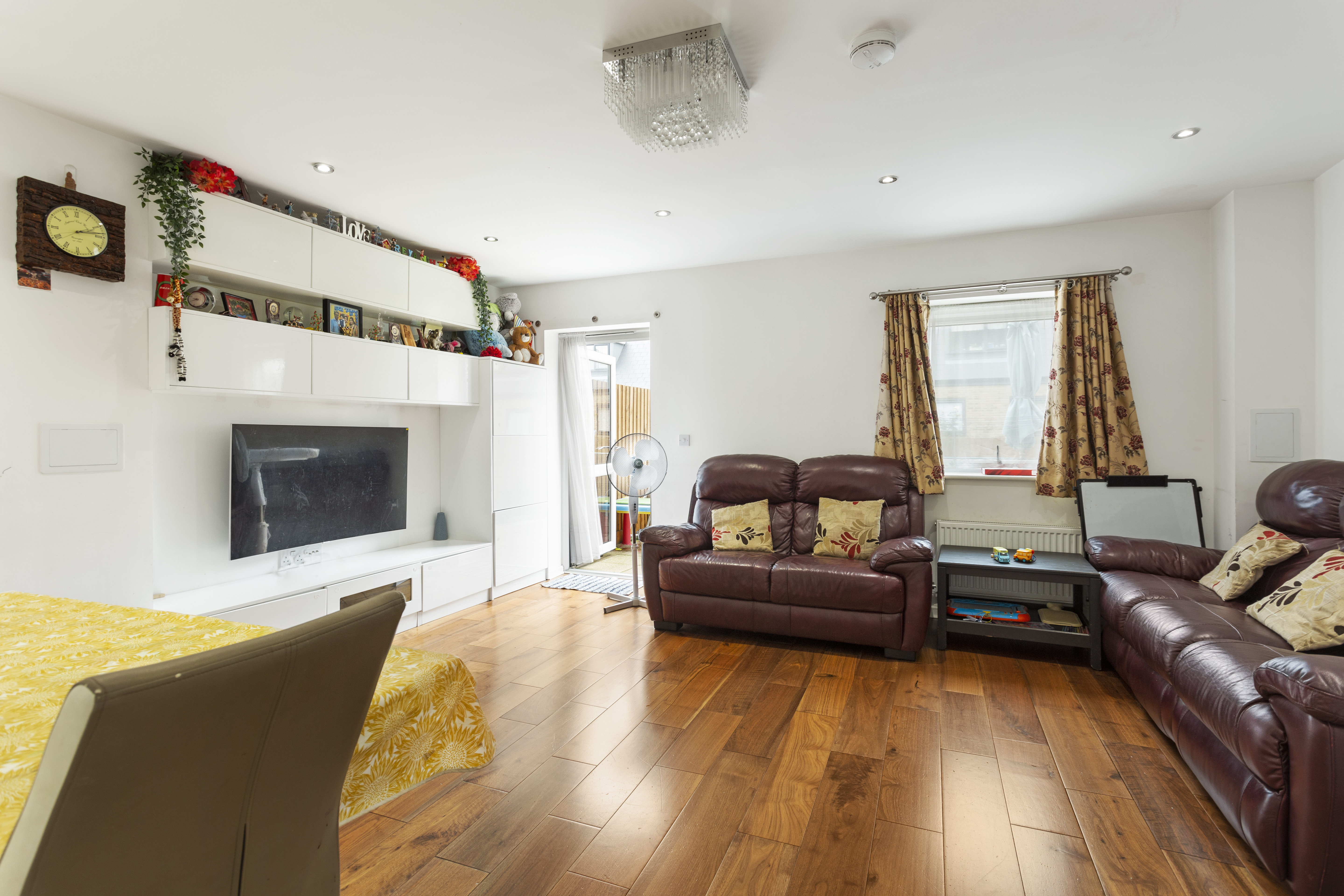7, Sherbourne Close, Dartford photo 2