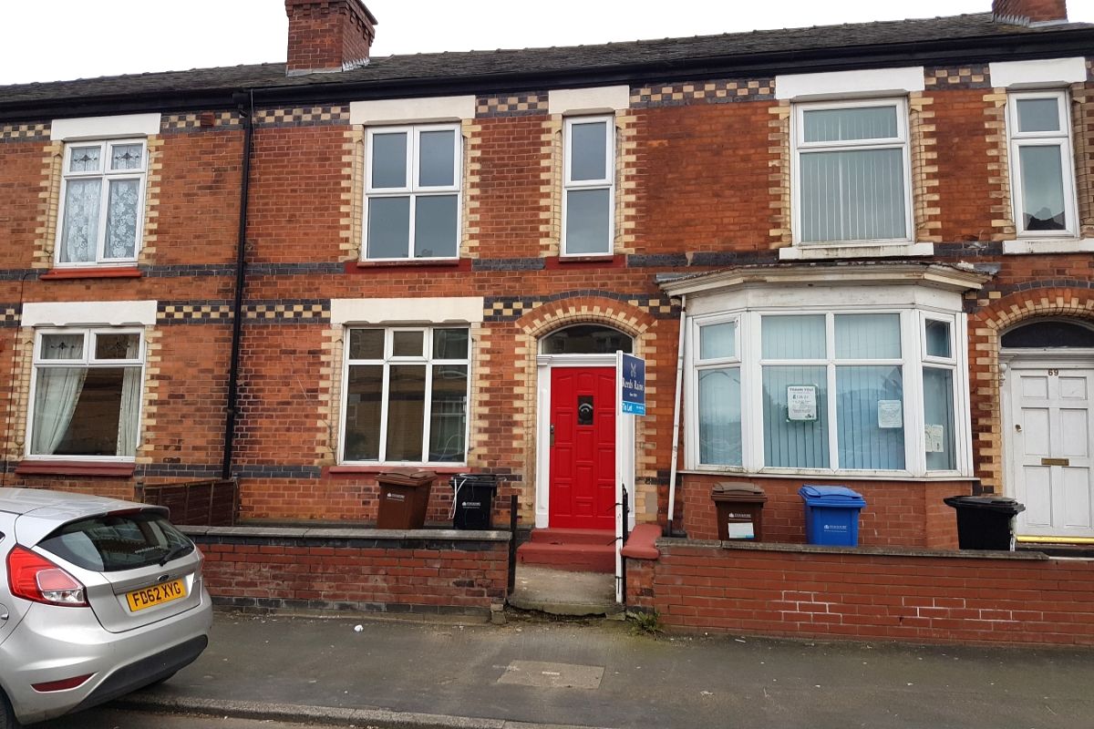 4 Bedrooms Terraced house to rent in Fox Street, Stockport SK3