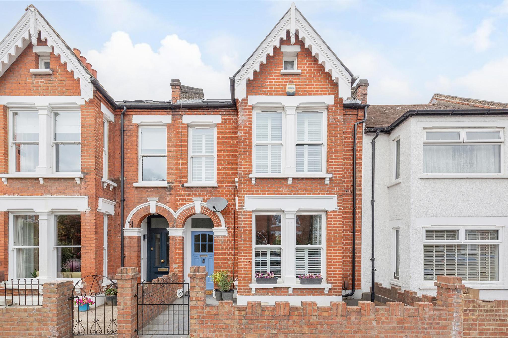 5 bedroom terraced house for sale 0