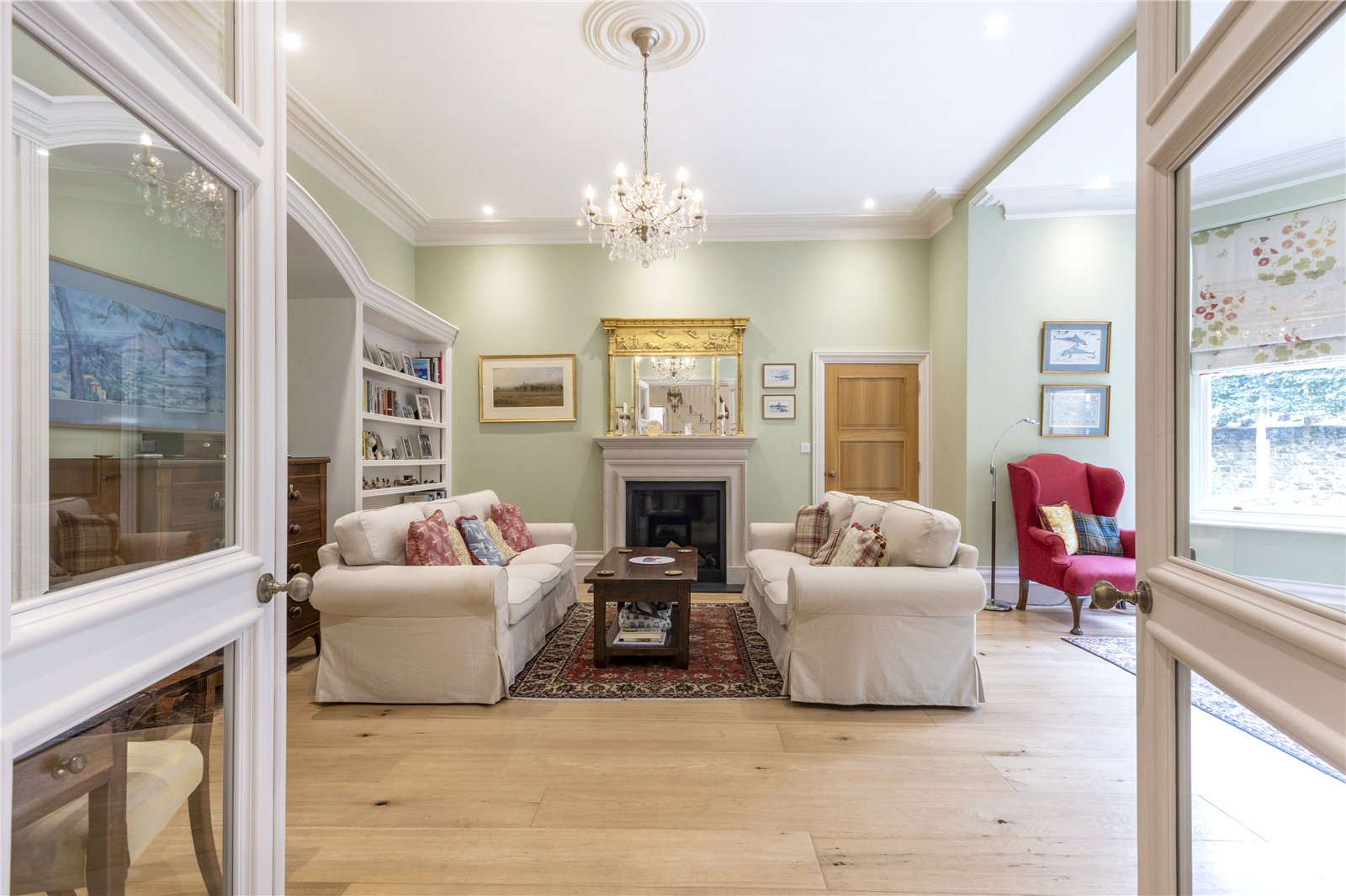 4 bedroom detached house for sale 0