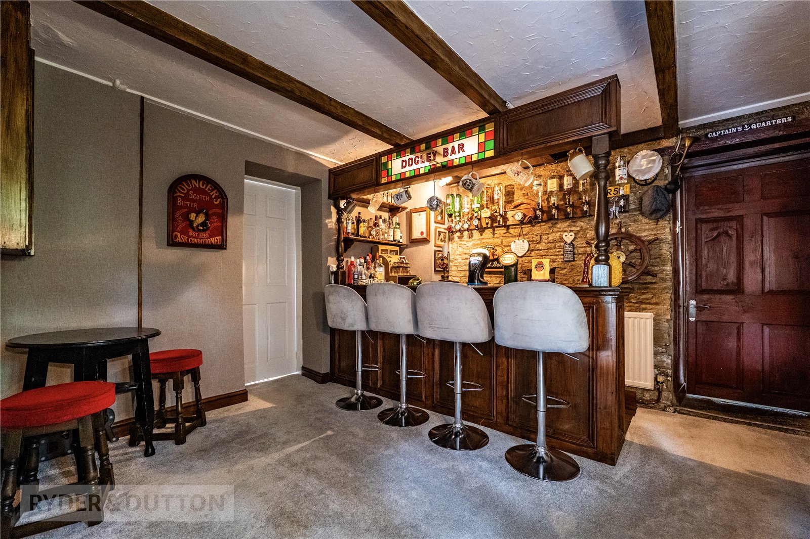 Dogley Farm, 14, Penistone Road, Huddersfield photo 4