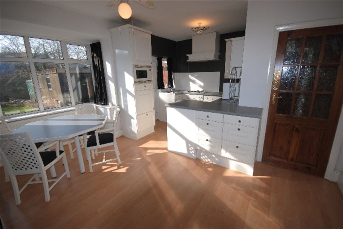 Free property report 6 Walkden Avenue, Wigan, WN1 2JH Chimnie