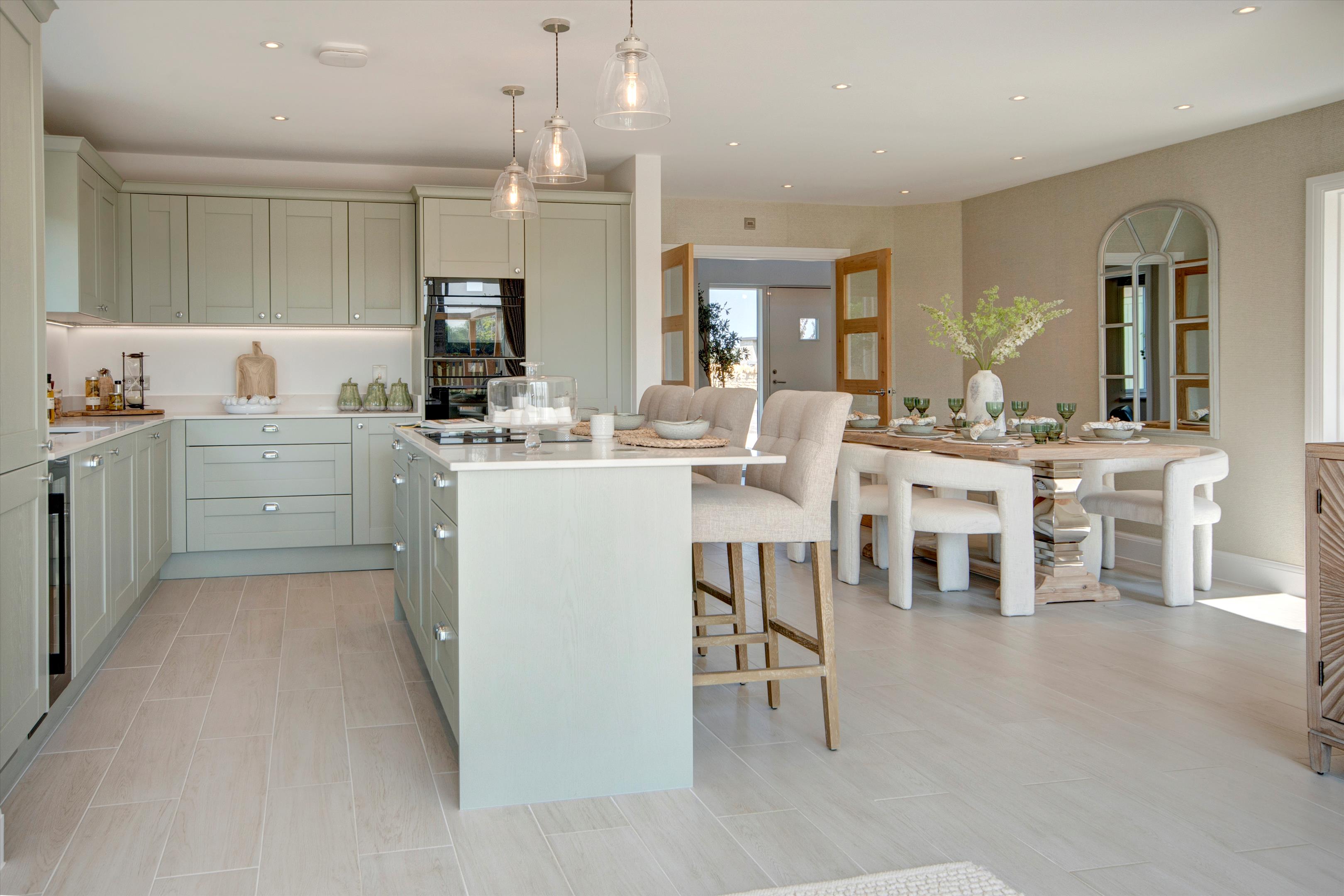 5 bedroom detached house for sale 0