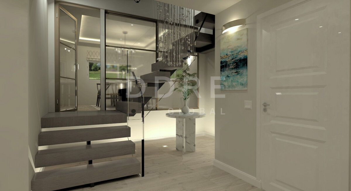 5 bedroom detached house for sale 0