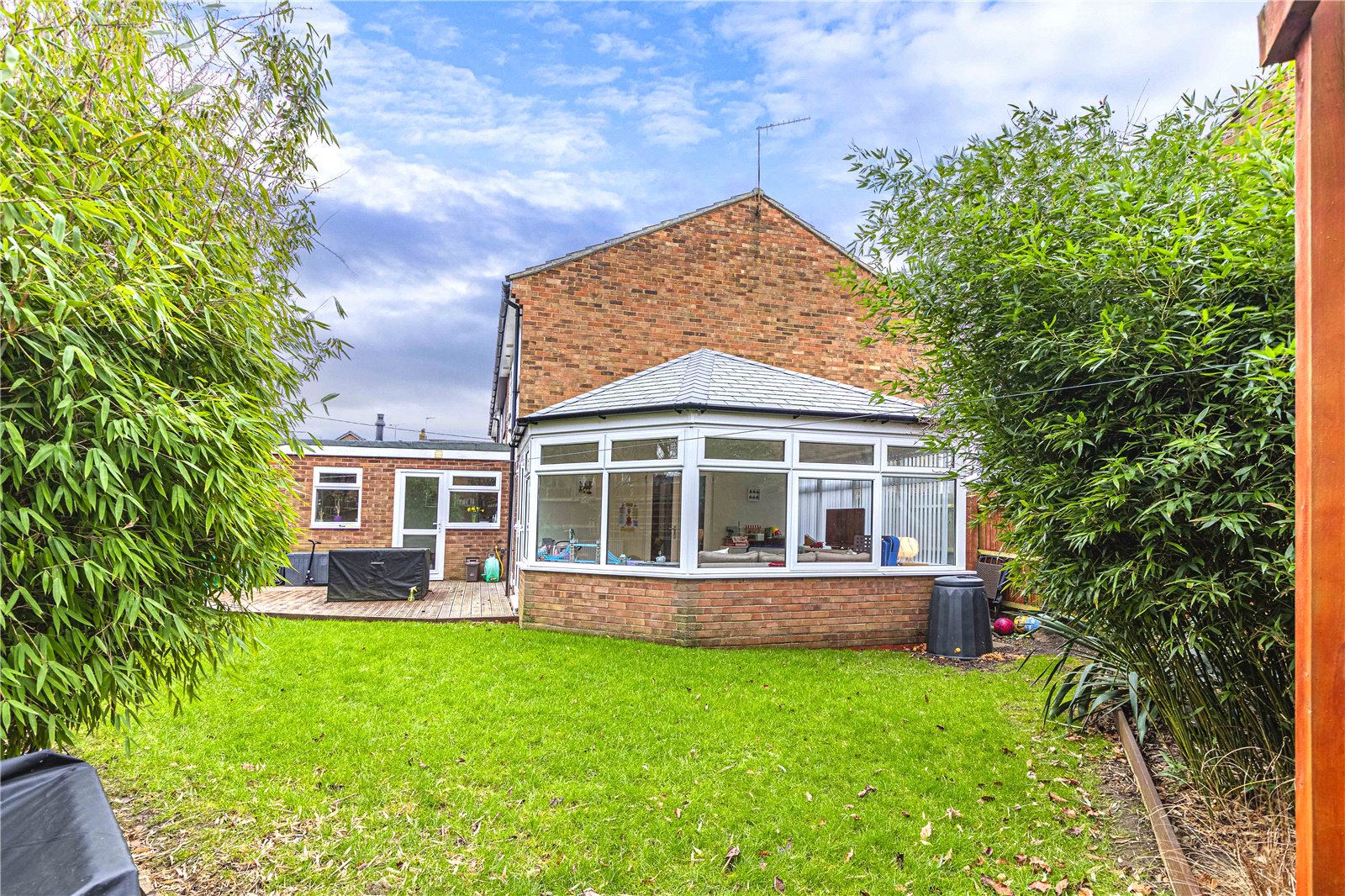 Photos of Northall Close, Eaton Bray LU6 66600214 PrimeLocation