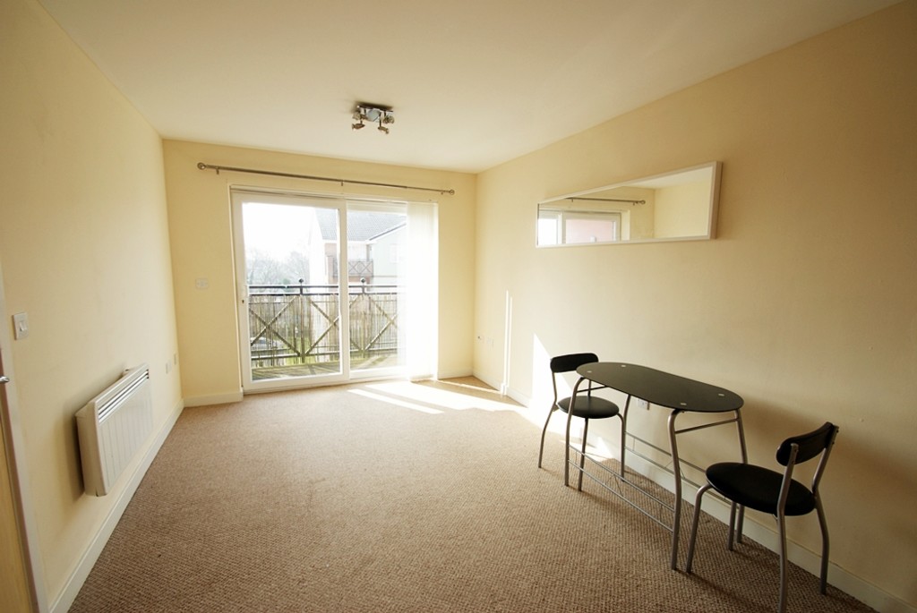 62, Pentland Close, Cardiff, Cardiff photo 5