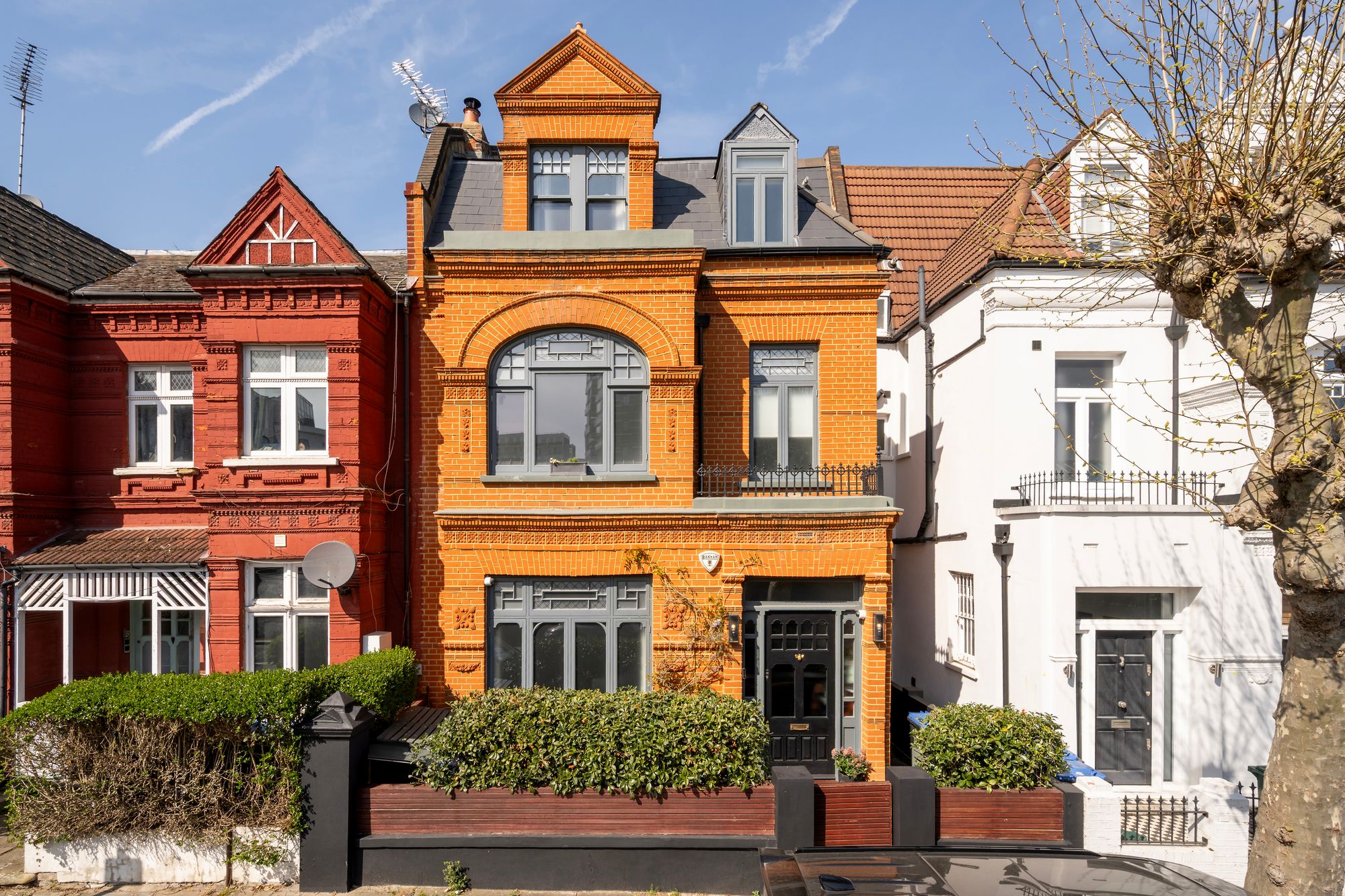 5 bedroom terraced house for sale 0