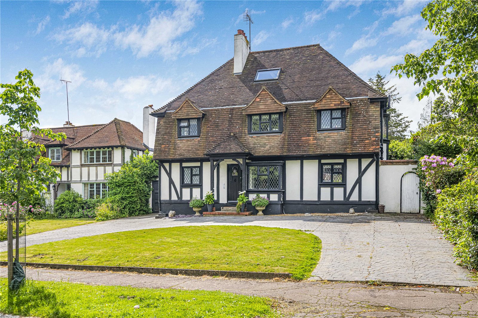 7 bedroom detached house for sale