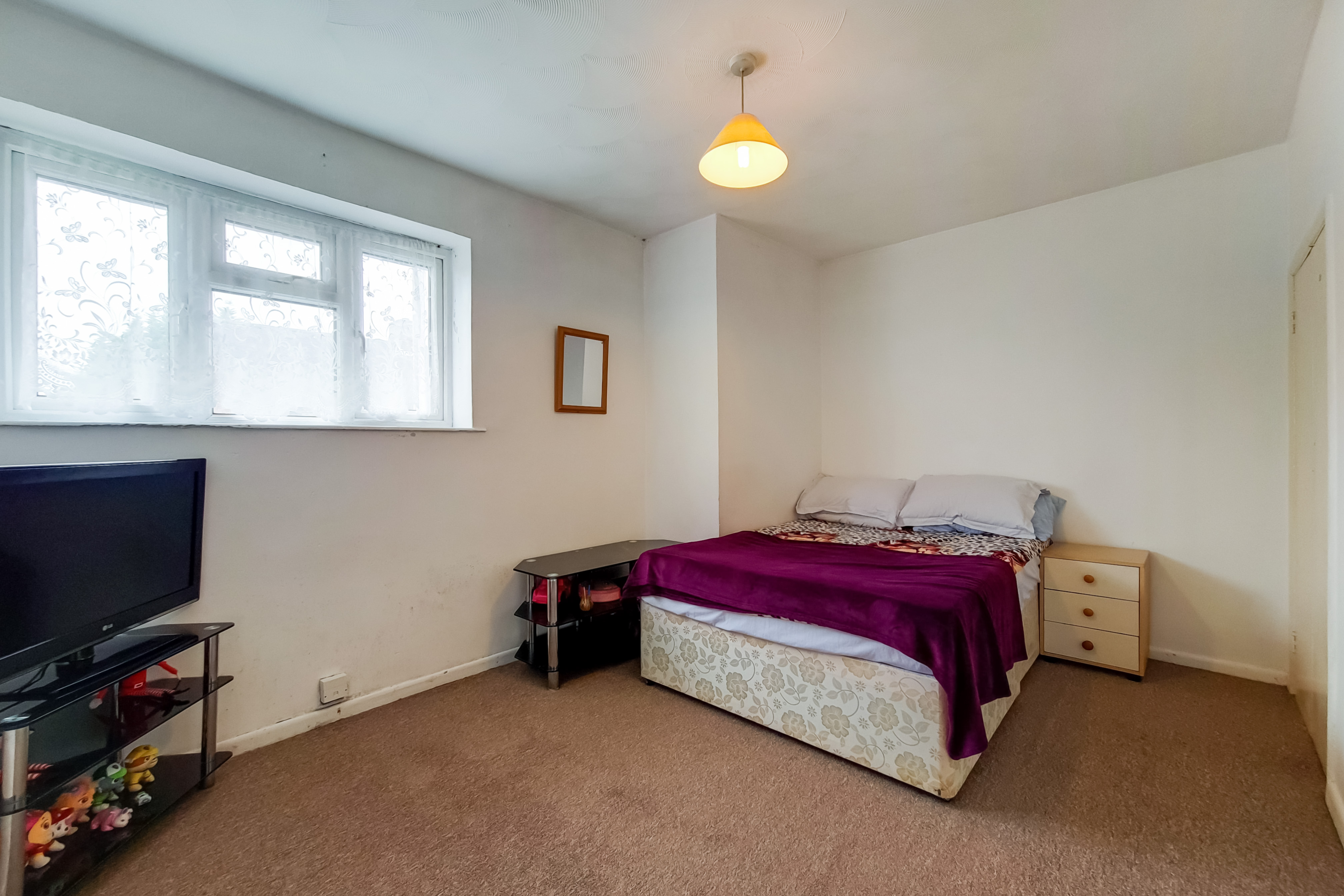 Photos of Avenue, Feltham TW14 59688274 PrimeLocation