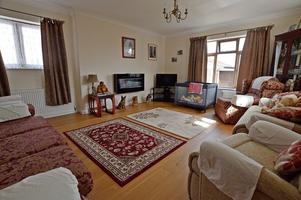 Photos of Davies Avenue, Paignton TQ4 65805198 PrimeLocation