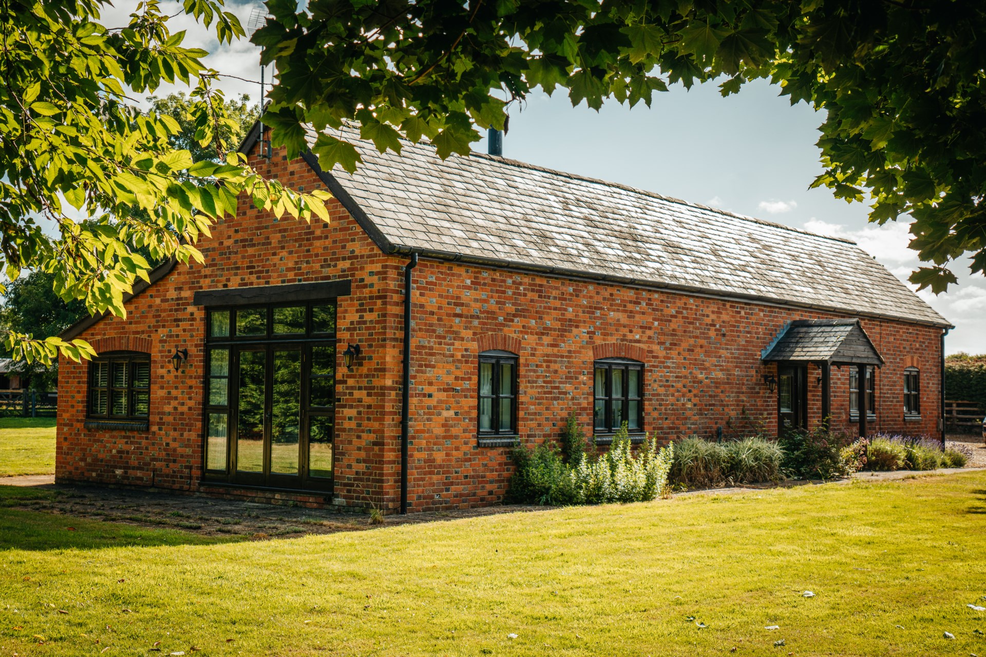 4 bedroom equestrian property for sale 0