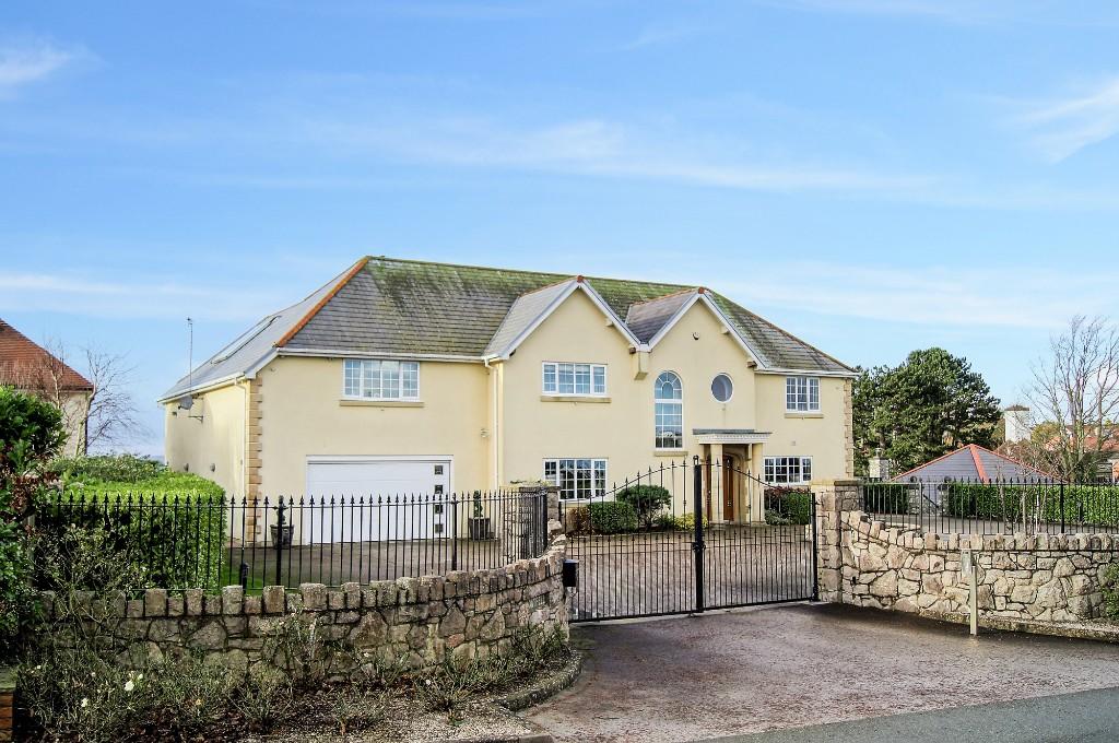 1 bedroom detached house for sale in 178 Llanrwst Road, Upper Colwyn