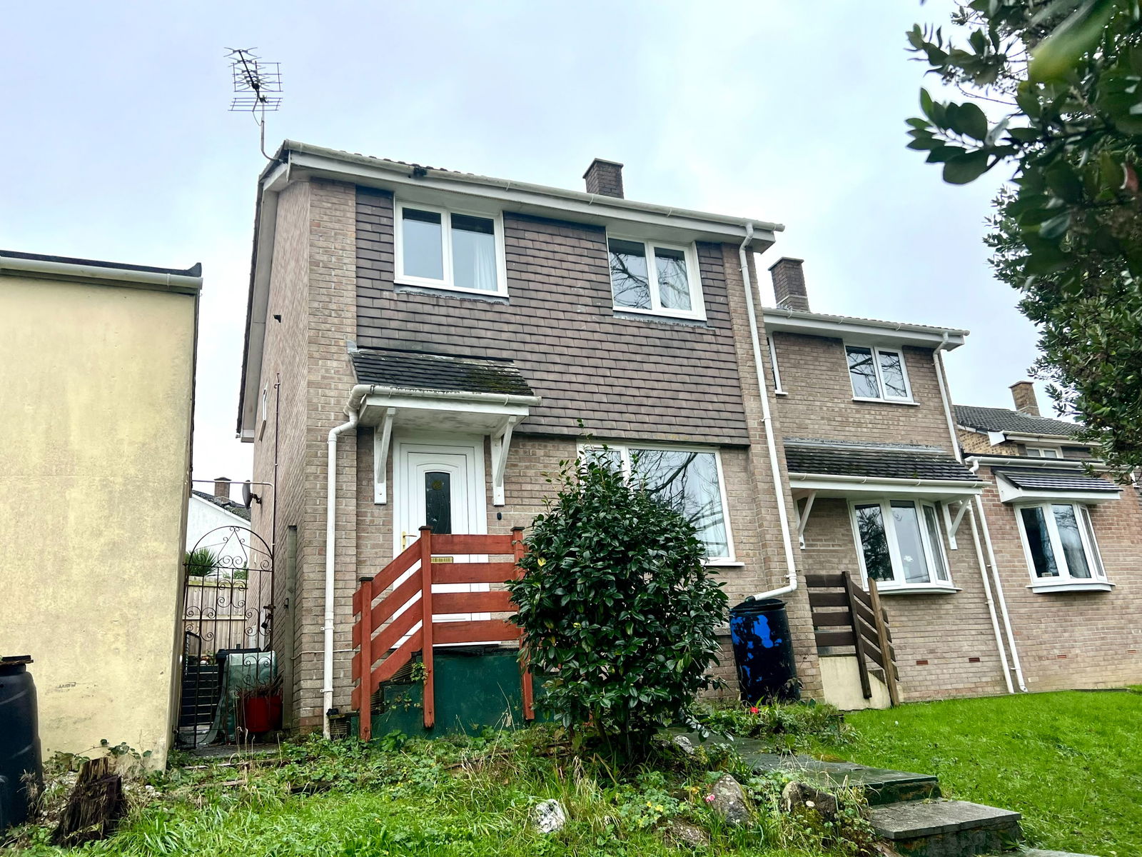 3-bed house on 14, Manor View, Par, £210,000