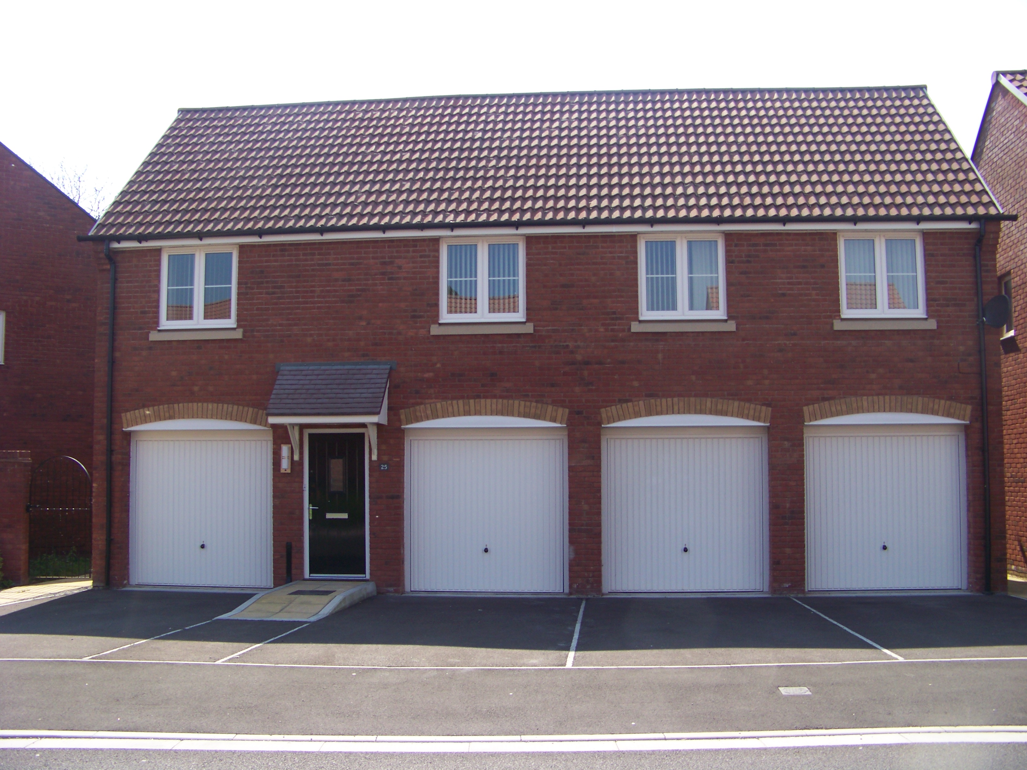 25, Wilson Gardens, Weston Super Mare, North Somerset photo 2