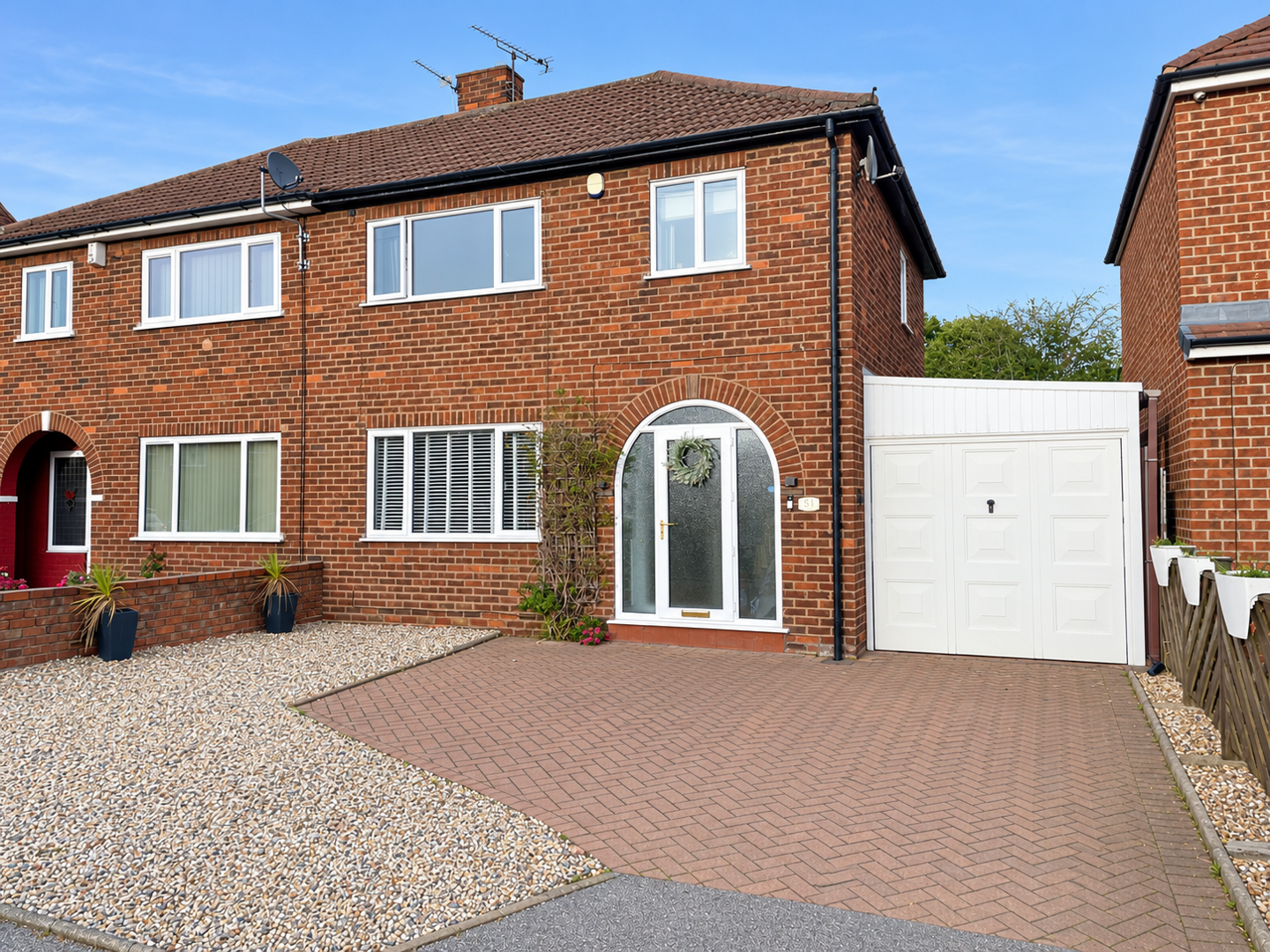 51, Mill Hill Avenue, Pontefract photo 5