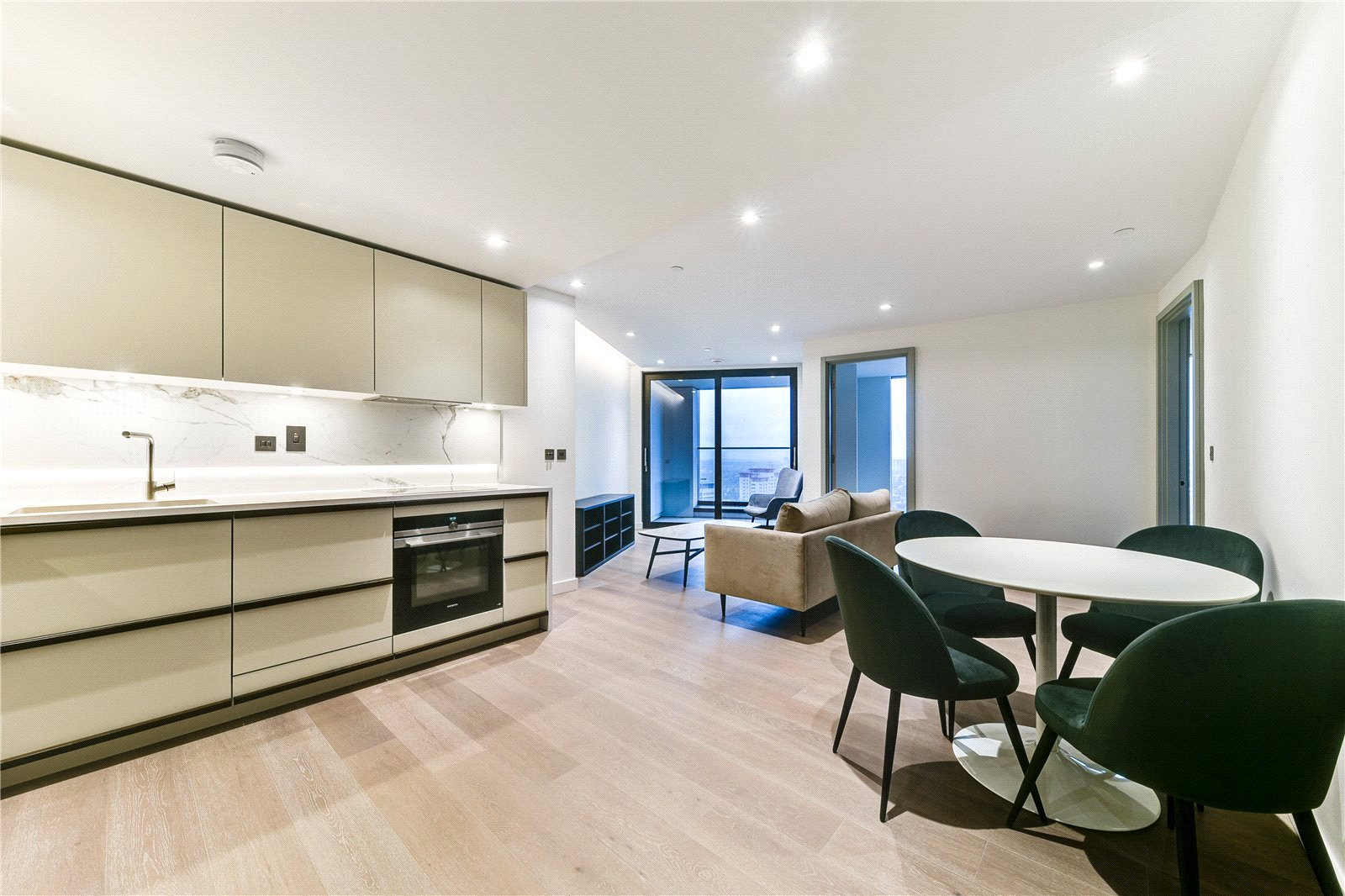 2 bedroom new flat for sale 0