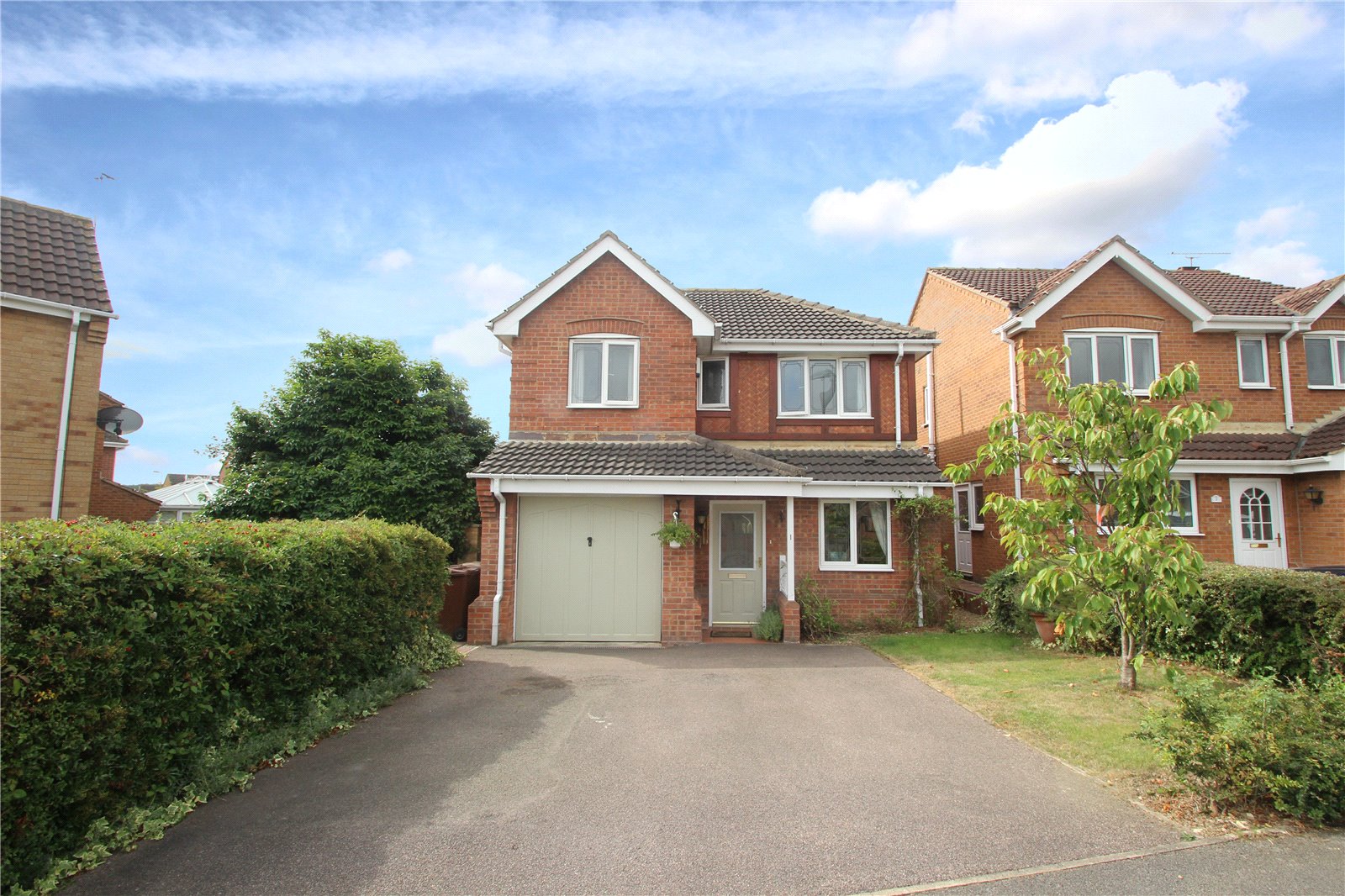 Free property report 1 Guinevere Drive, South Elmsall, Pontefract, WF9