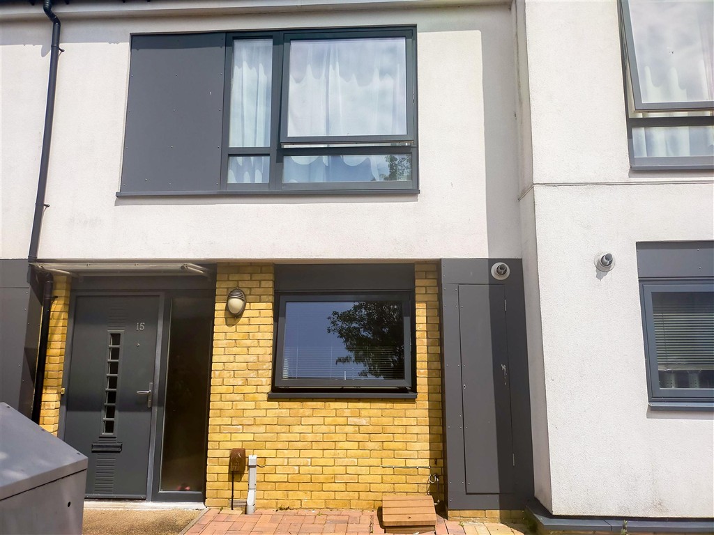 2-bed terraced on Monarch Close, Maidstone, £137,500