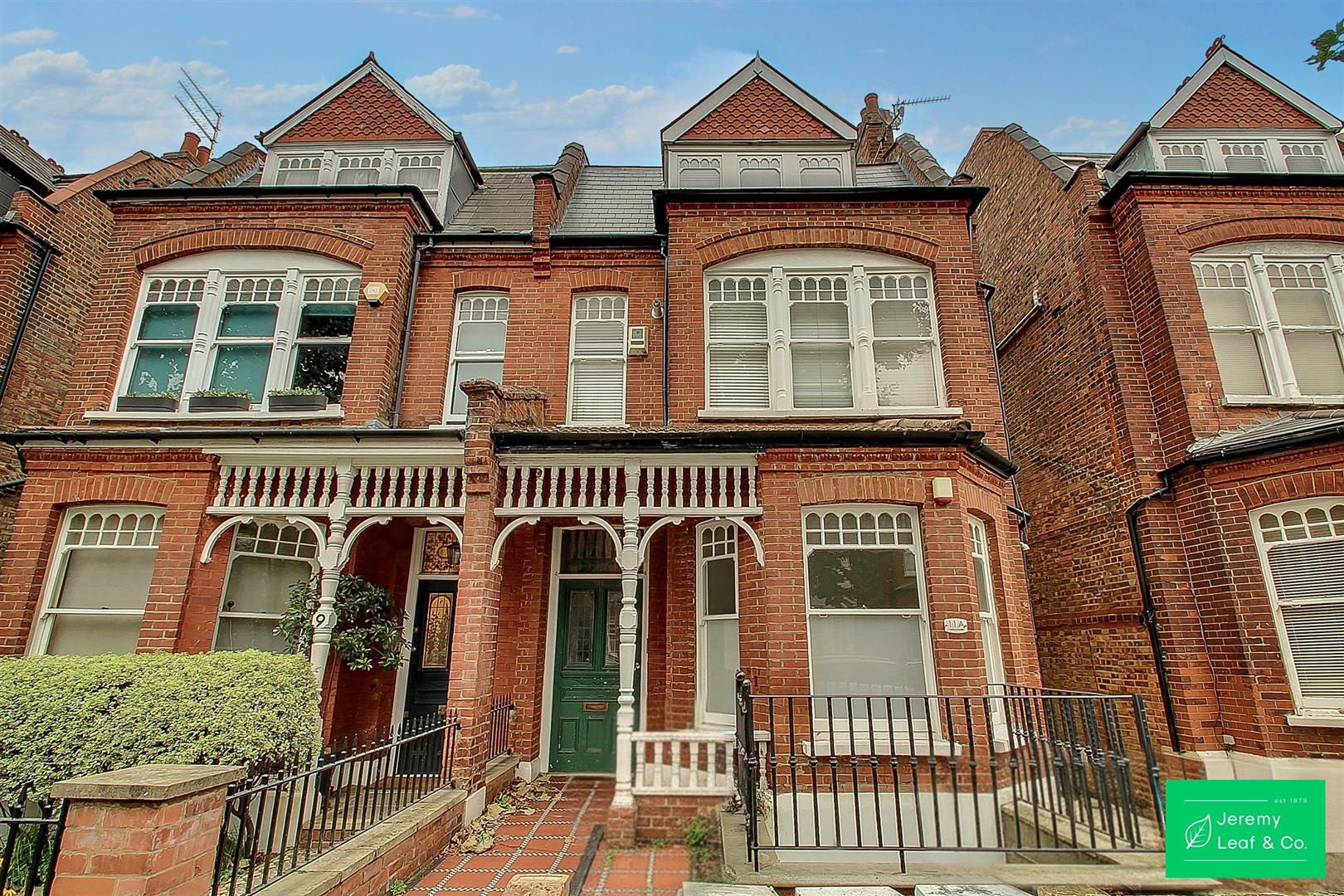 4 bedroom maisonette for sale 0