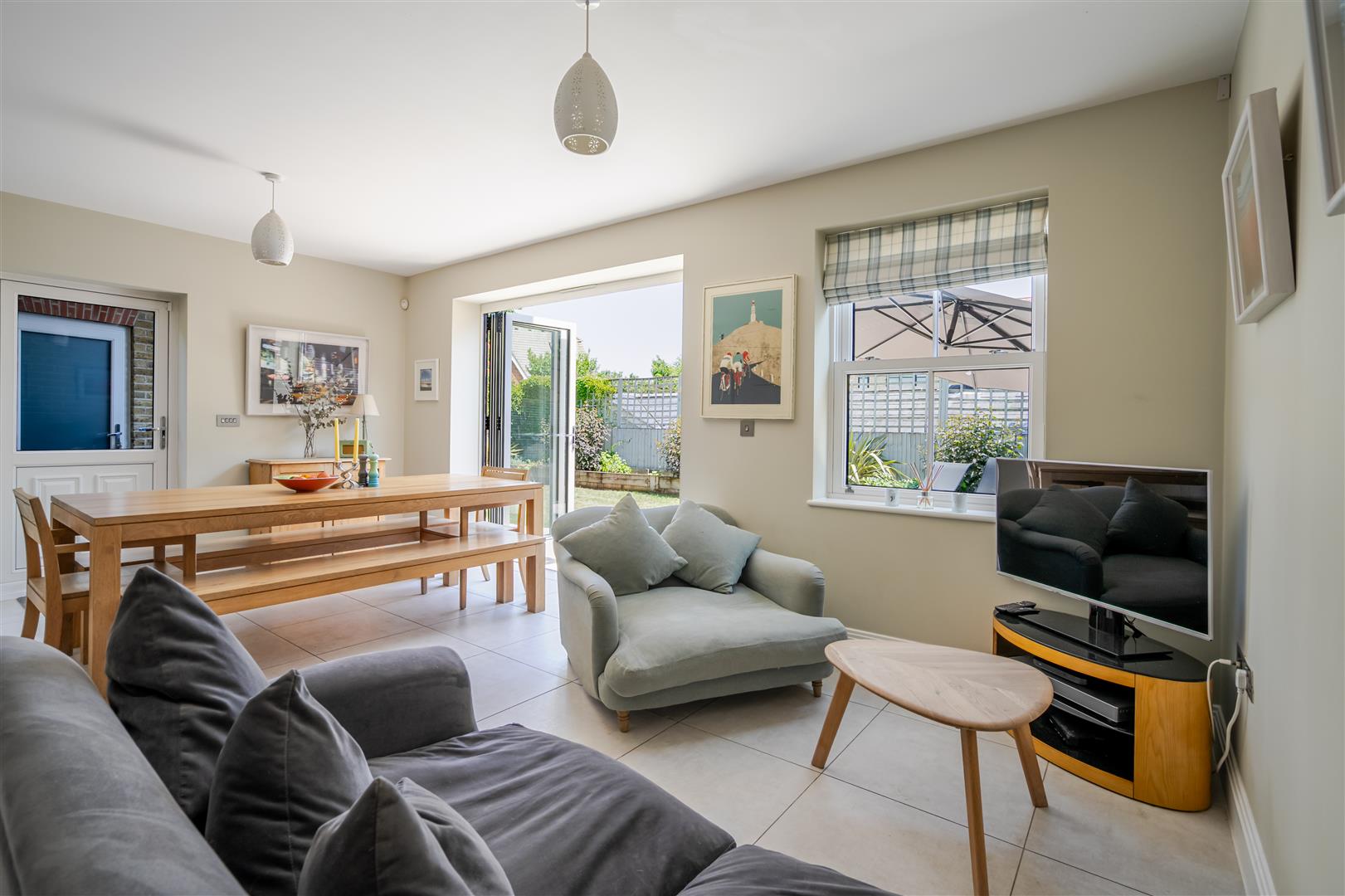 5 bedroom link-detached house for sale 0