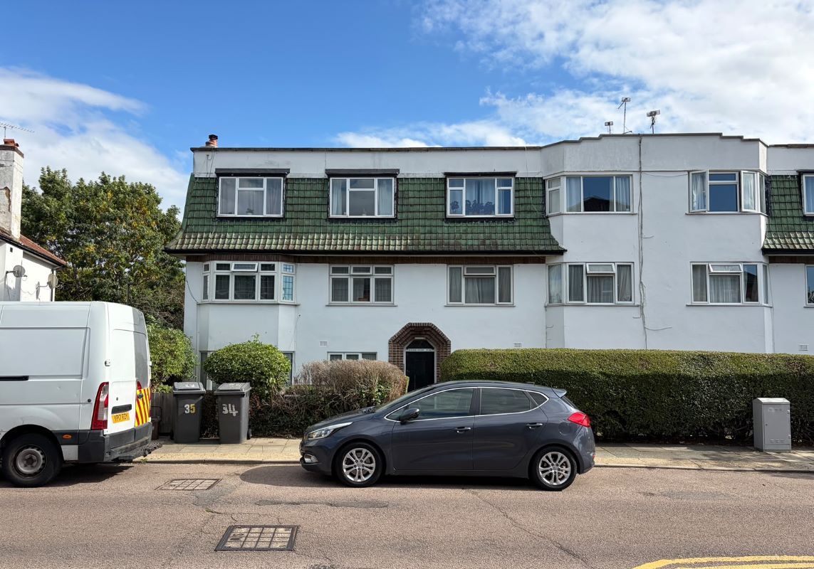 33 Manor Court,, York Way, London photo 2