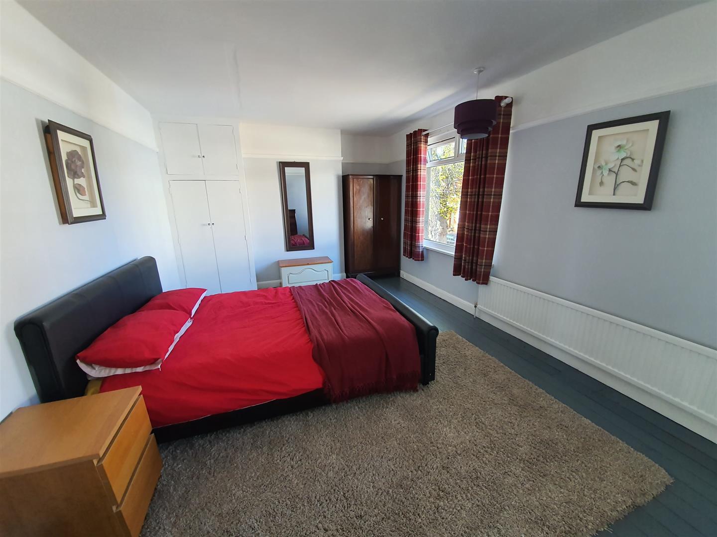 Room 3, 143, Westfield Road, Wellingborough photo 4
