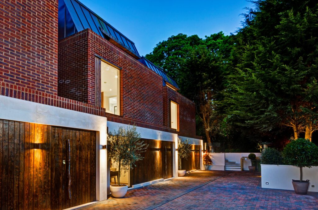 5 bedroom town house for sale 0