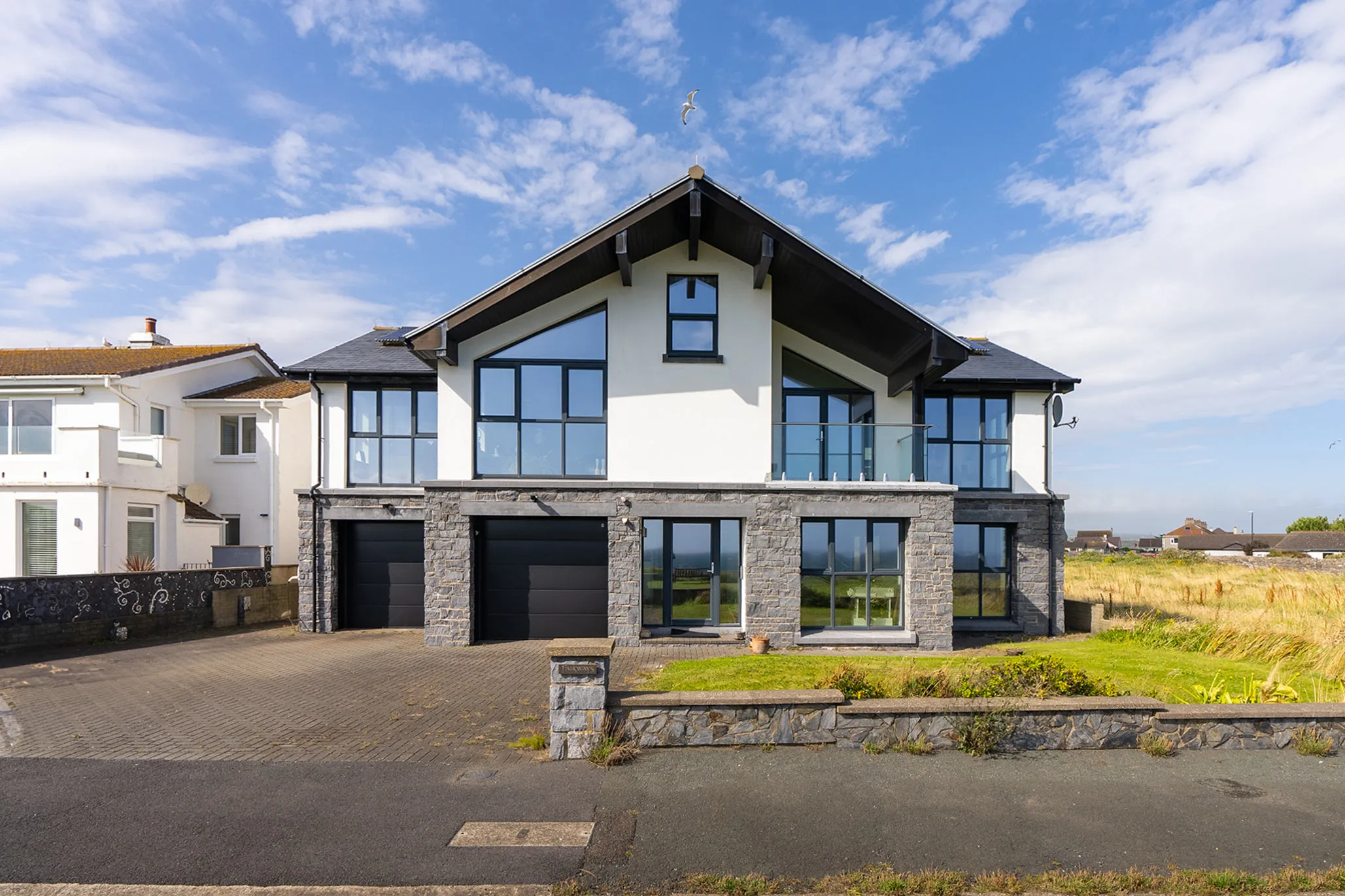 5 bedroom flat for sale 0