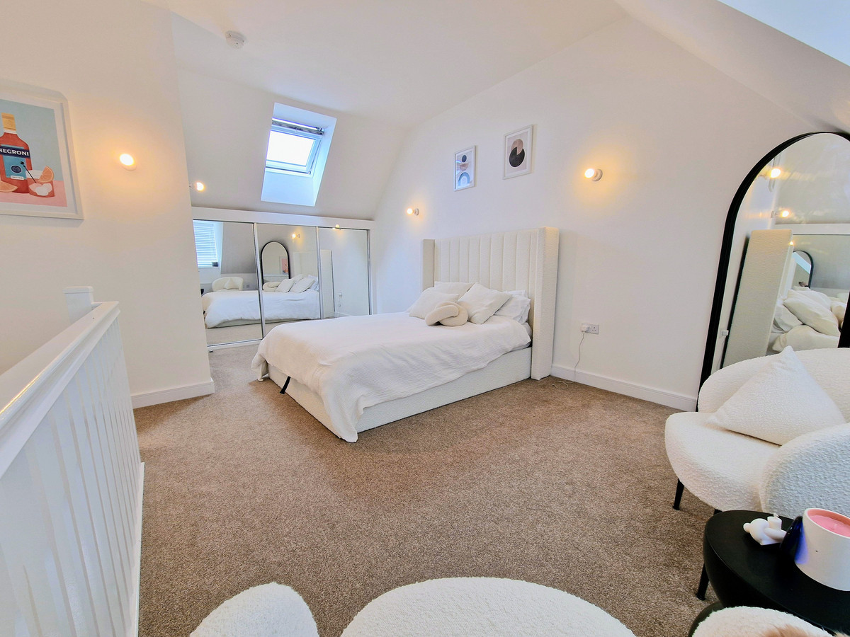 10, Cherry Road, Peterborough photo 2