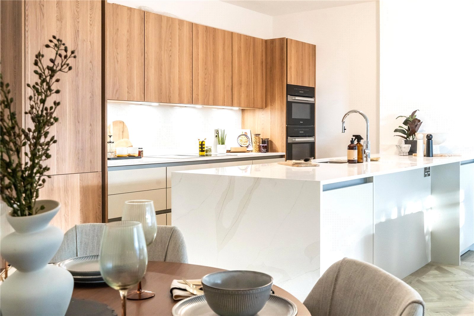 3 bedroom new flat for sale 0