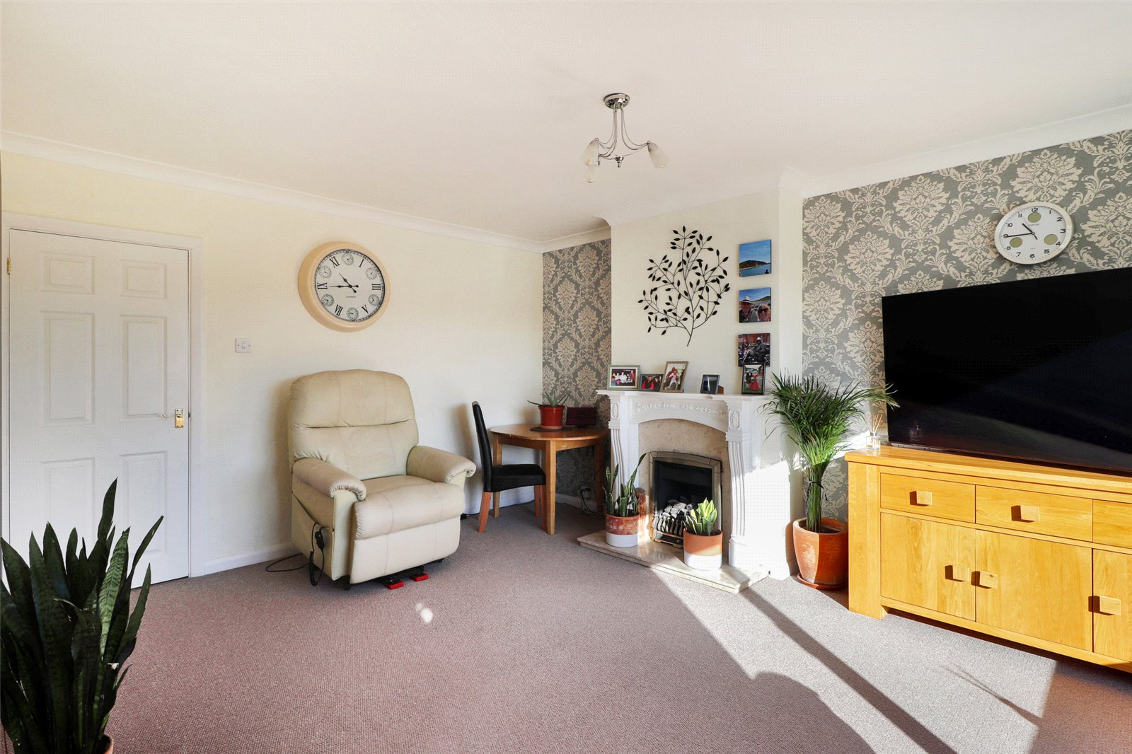 Photos of Painters Ash Lane, Northfleet, Gravesend, Kent DA11