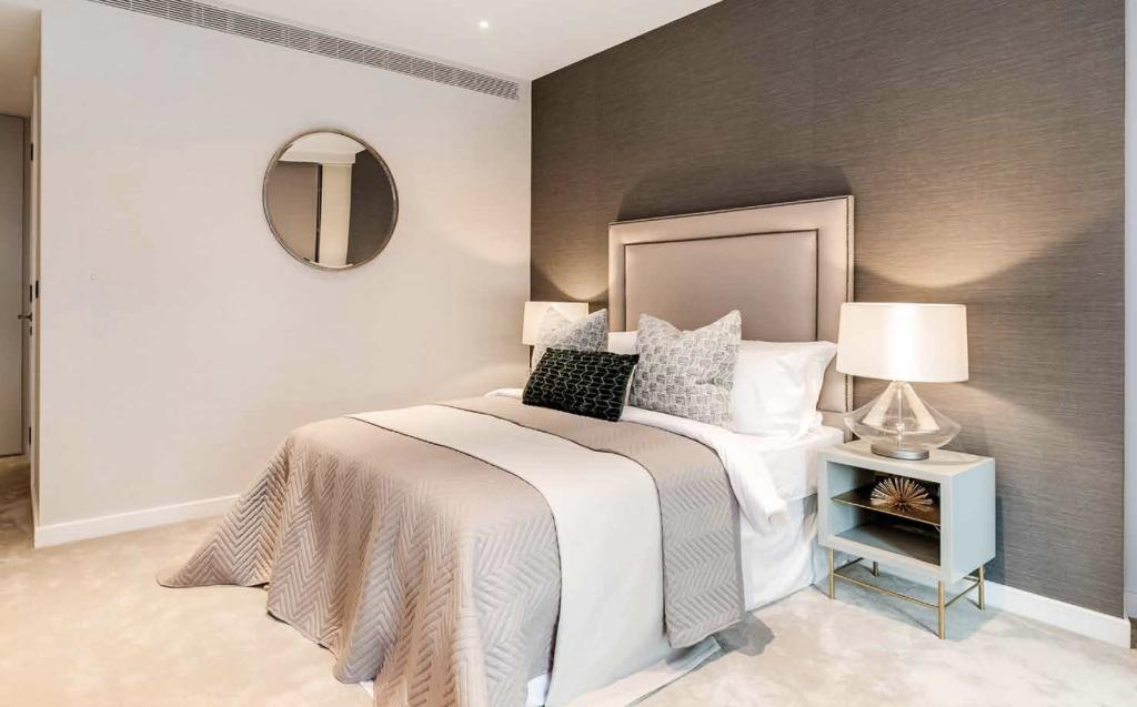 3 bedroom flat for sale 0